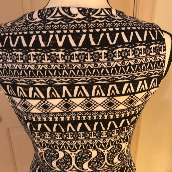 Mi a m I sundress. Size medium - Picture 3 of 5